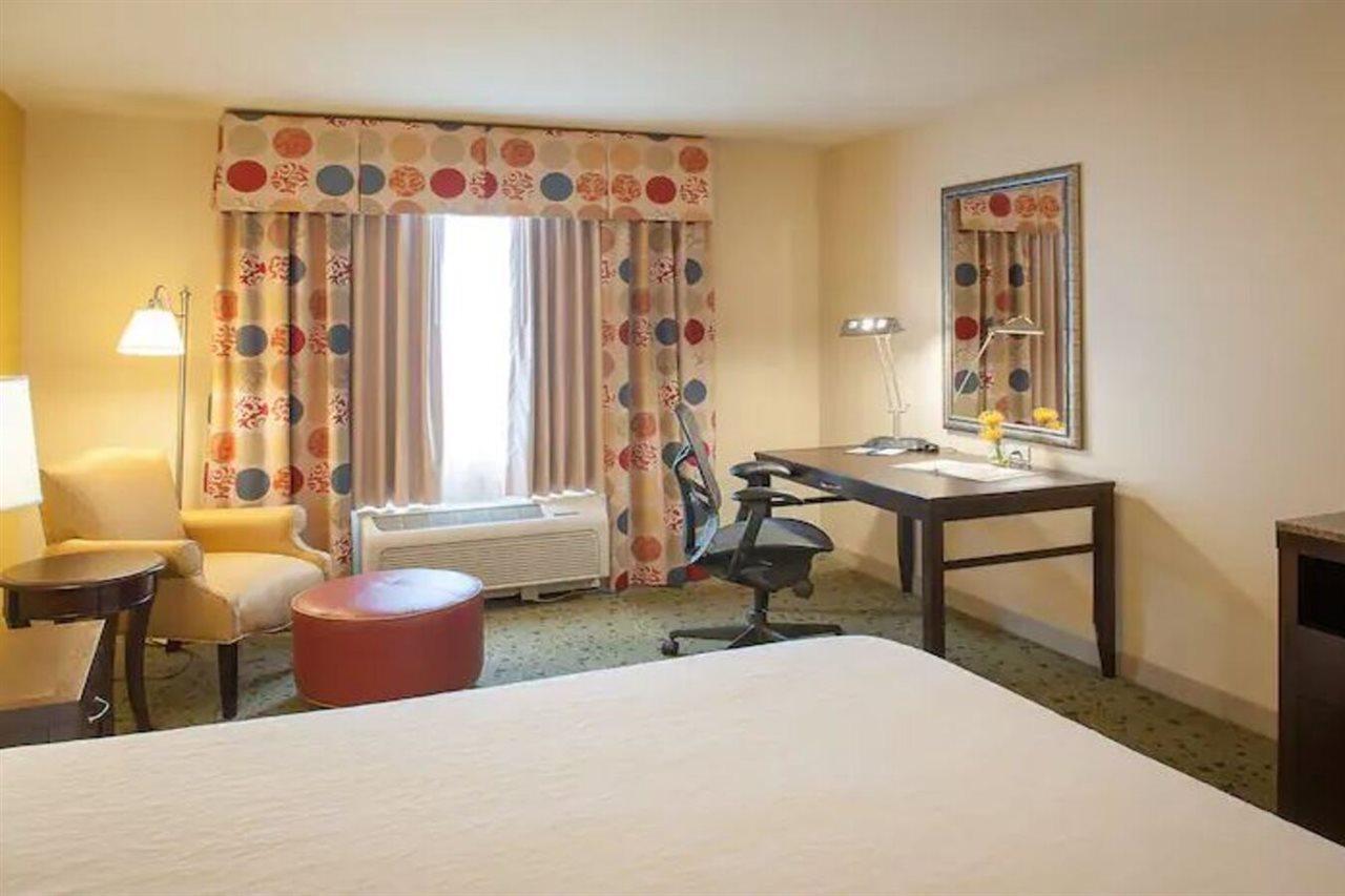 Hilton Garden Inn Pensacola Airport/Medical Center Bagian luar foto
