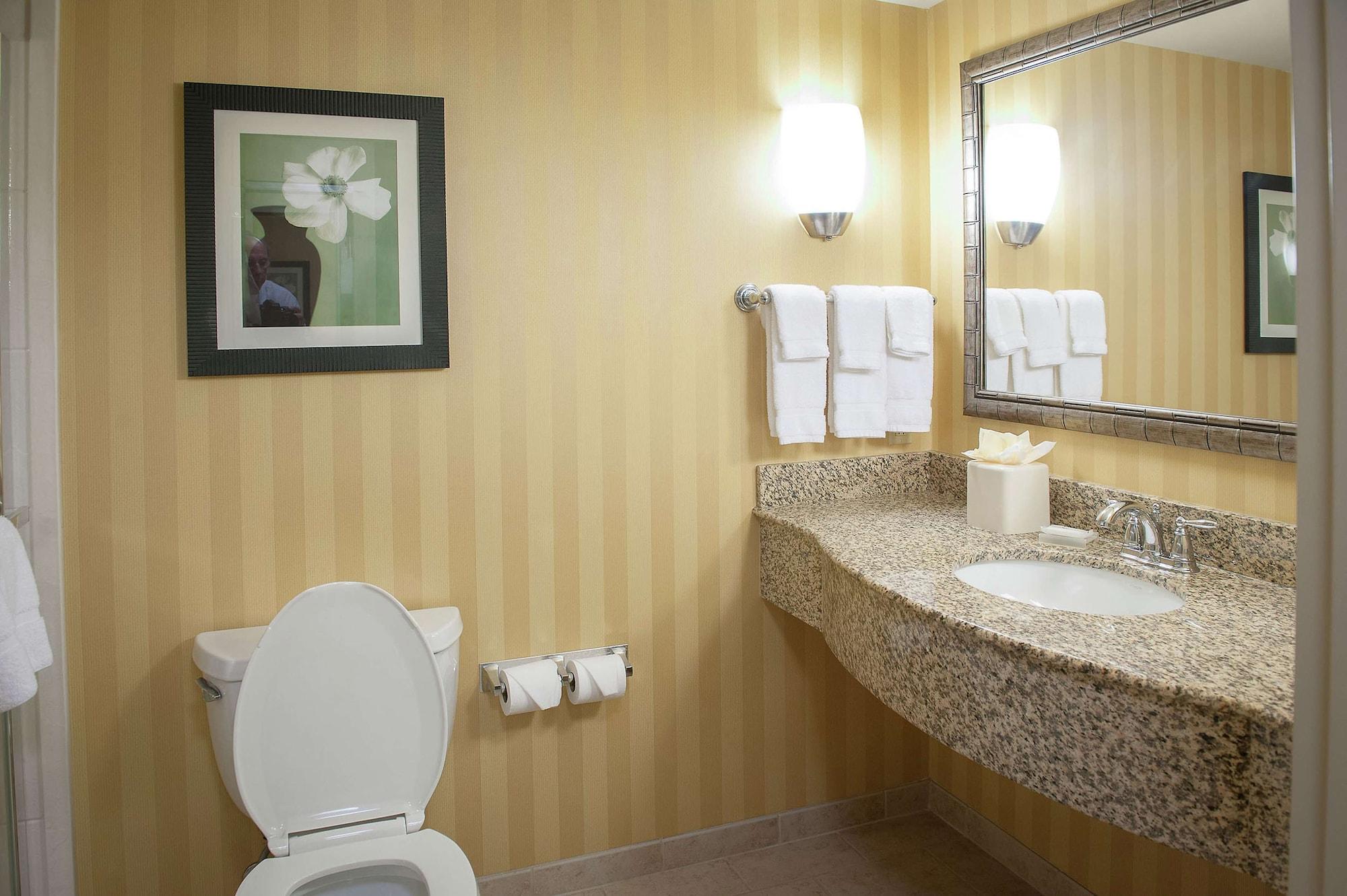 Hilton Garden Inn Pensacola Airport/Medical Center Bagian luar foto