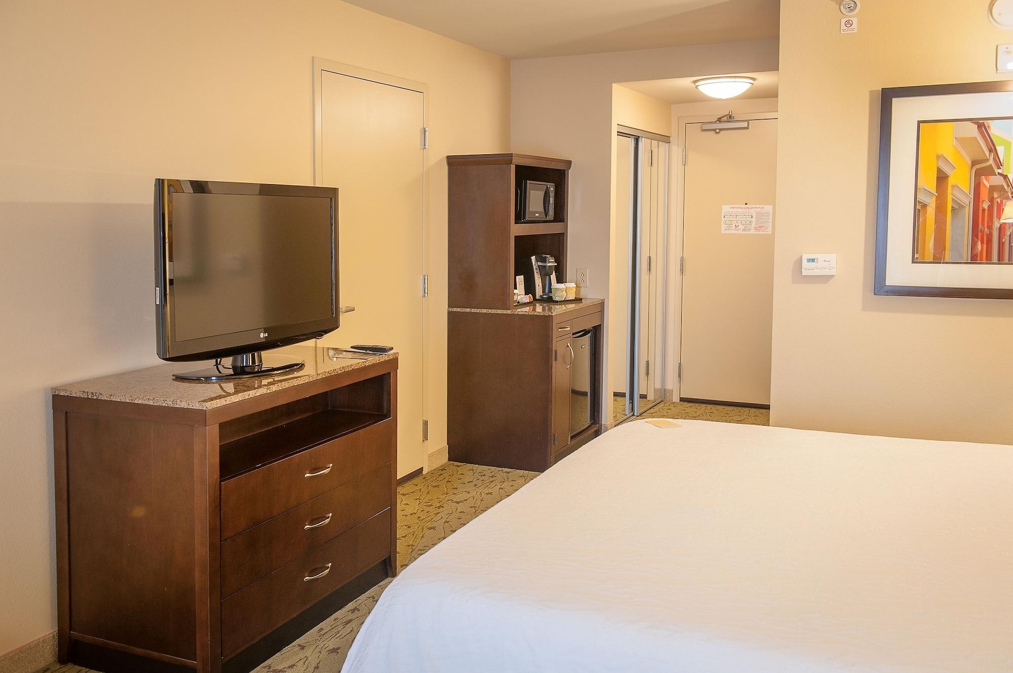 Hilton Garden Inn Pensacola Airport/Medical Center Bagian luar foto